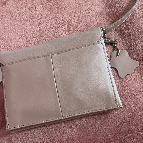 Giani Bernini Blush Crossbody Bag - Picture 4 of 4